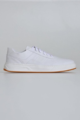 Foto do sneaker enviada pela loja